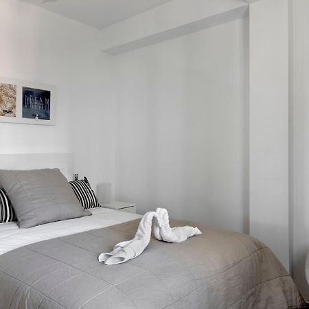 Homeabout Juan De Austria Apartments Малага Екстериор снимка