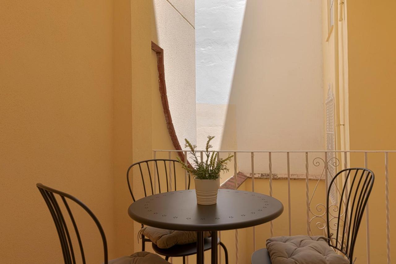 Homeabout Juan De Austria Apartments Малага Екстериор снимка