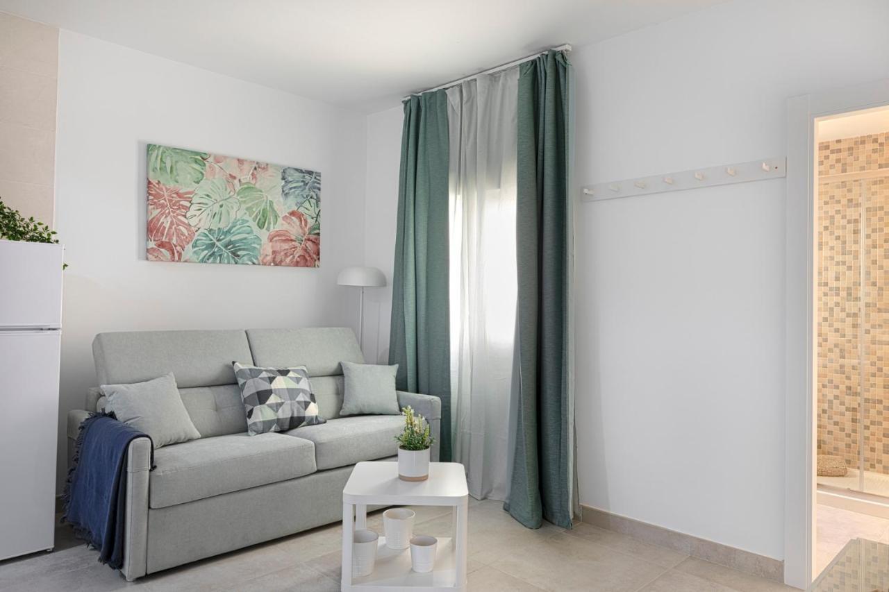 Homeabout Juan De Austria Apartments Малага Екстериор снимка