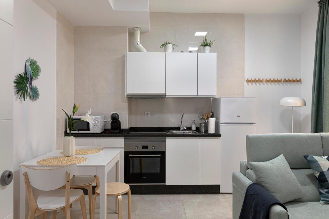 Homeabout Juan De Austria Apartments Малага Екстериор снимка