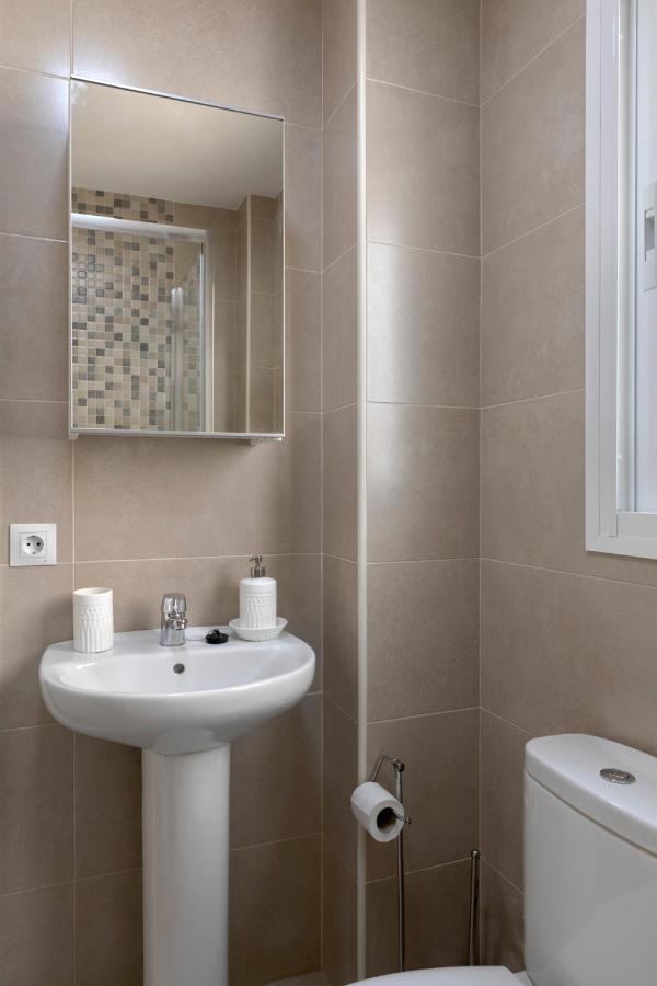 Homeabout Juan De Austria Apartments Малага Екстериор снимка