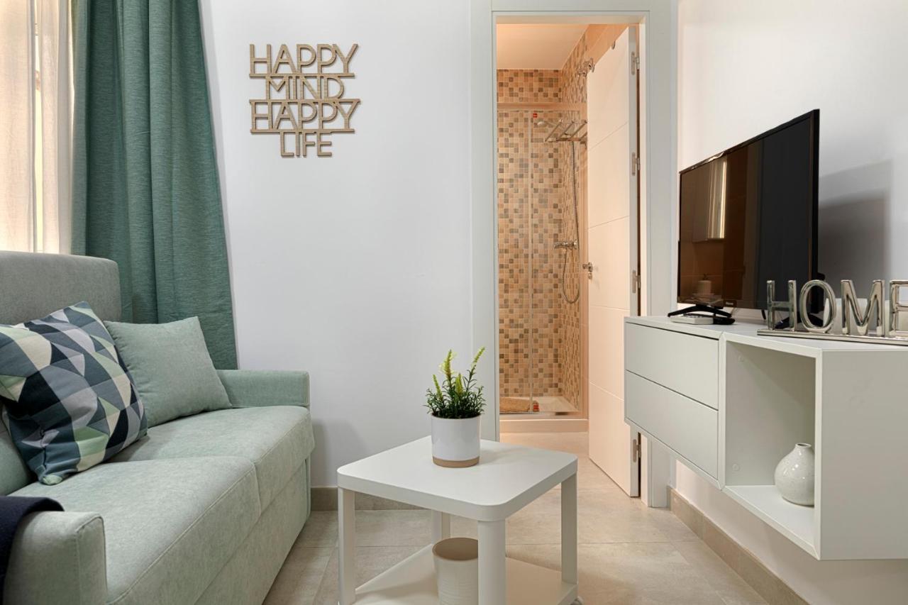 Homeabout Juan De Austria Apartments Малага Екстериор снимка