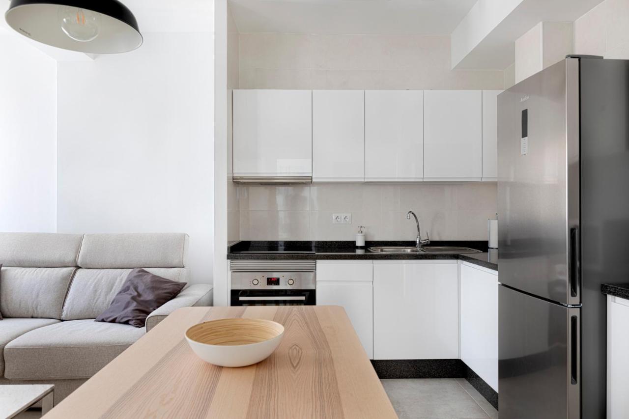 Homeabout Juan De Austria Apartments Малага Екстериор снимка