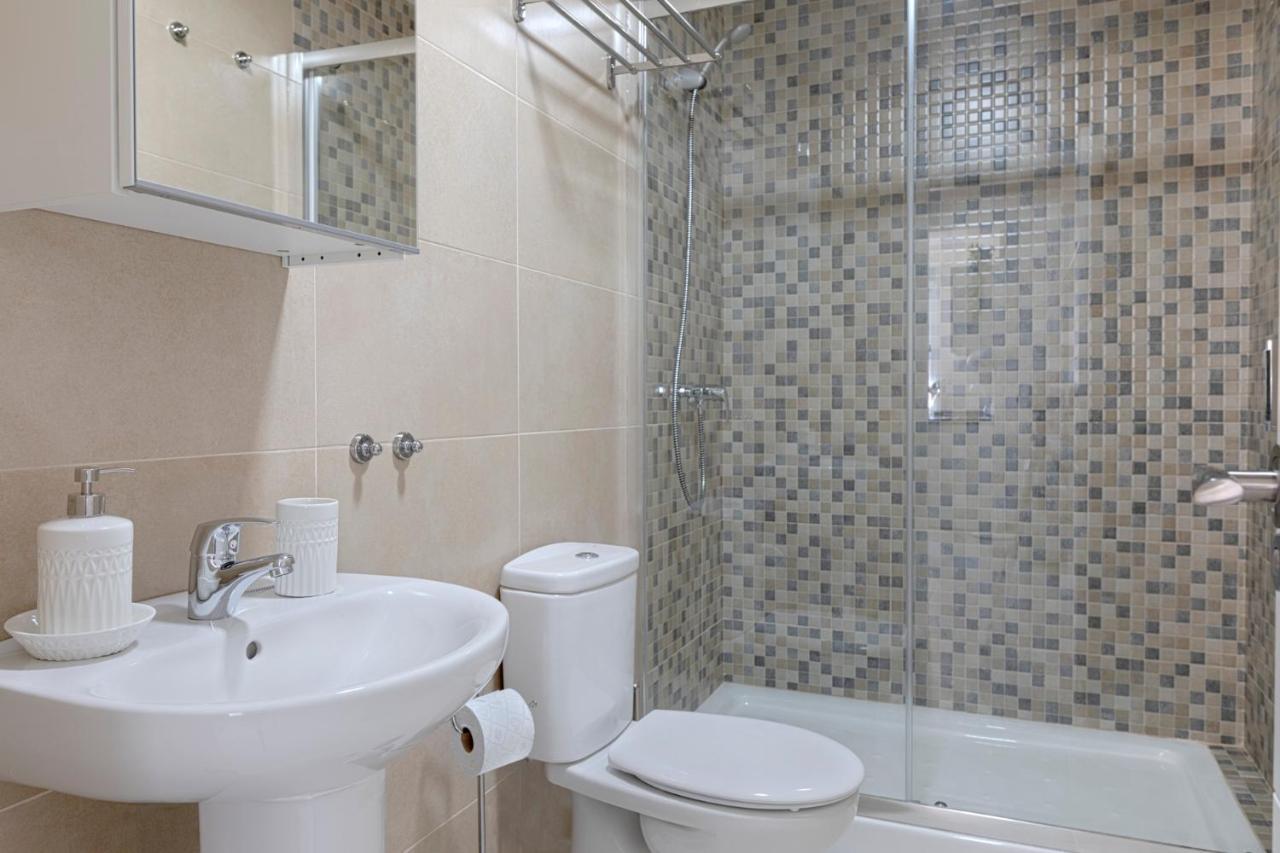 Homeabout Juan De Austria Apartments Малага Екстериор снимка