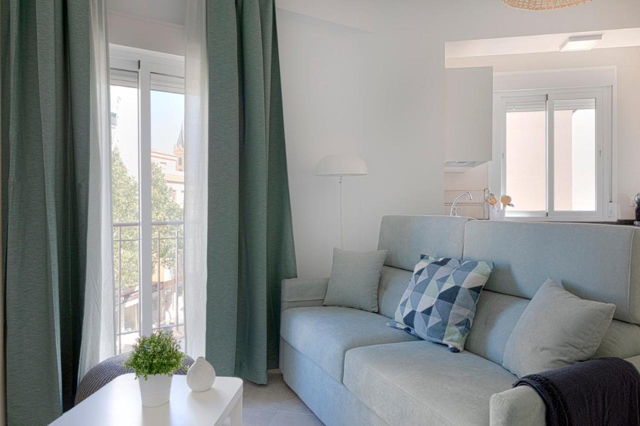 Homeabout Juan De Austria Apartments Малага Екстериор снимка