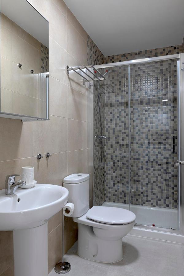 Homeabout Juan De Austria Apartments Малага Екстериор снимка