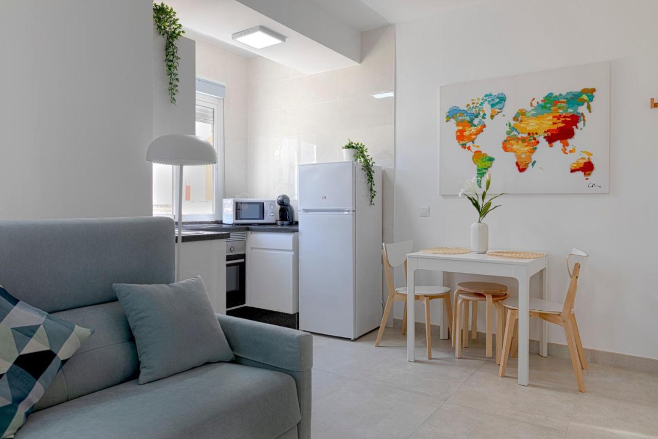 Homeabout Juan De Austria Apartments Малага Екстериор снимка