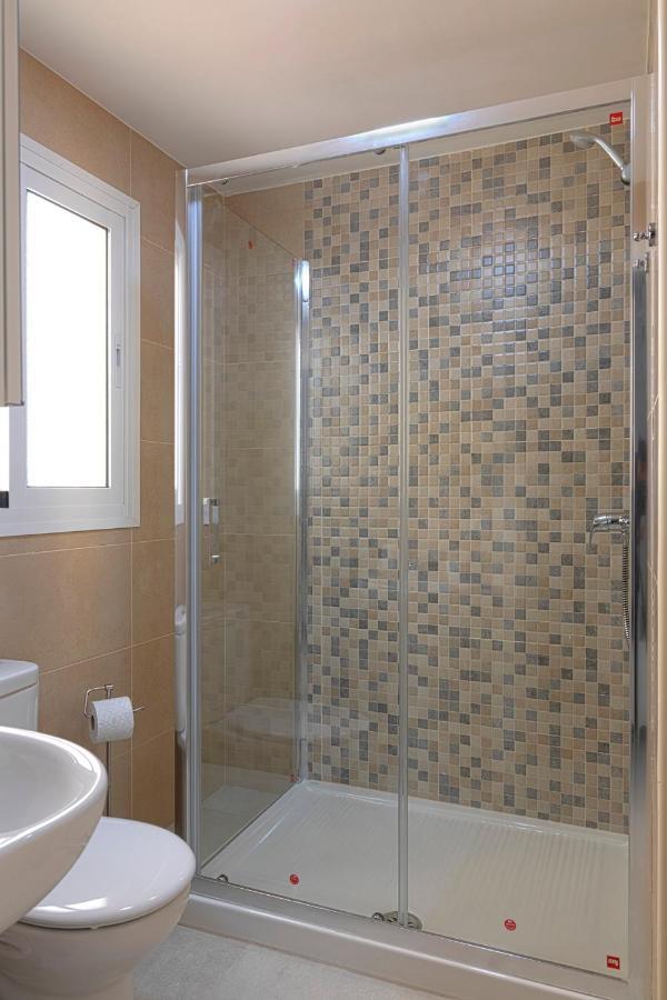 Homeabout Juan De Austria Apartments Малага Екстериор снимка